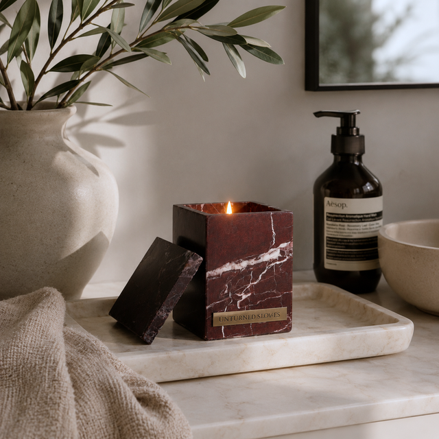 Velvet Oud Candle